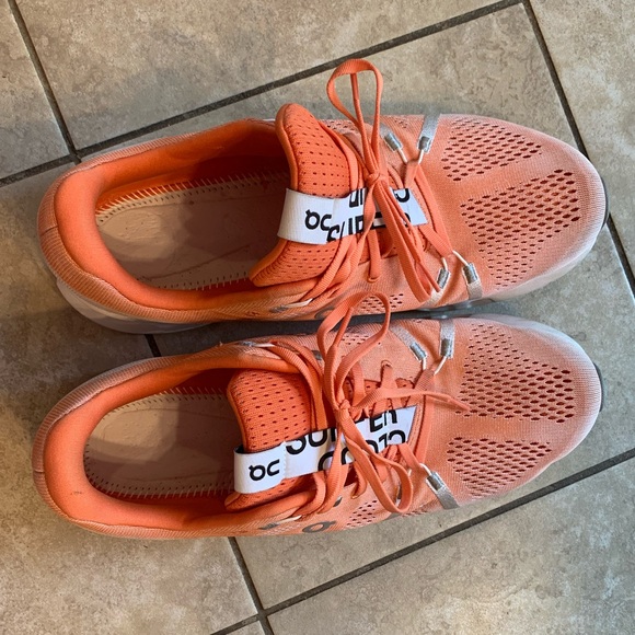 On Running Cloudsurfer Flame/White Size 12 Men’s Running Shoes - Picture 4 of 6